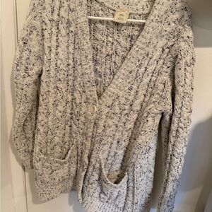 Gelato Pique Cozy Gray Cable Knit Cardigan Sweater